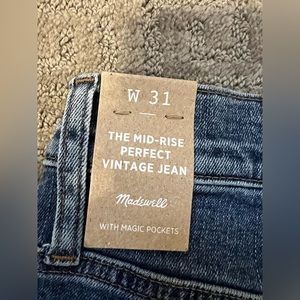 NWT Madewell The Perfect Mid-Rise Vintage Jean